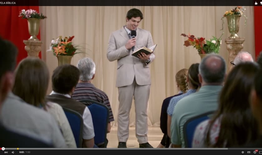 Com o  tema 'Novela Bíblica', o vídeo cria um contexto em que evangélicos não querem mais ler a Bíblia por causa das novelas e séries que contam histórias bíblicas.