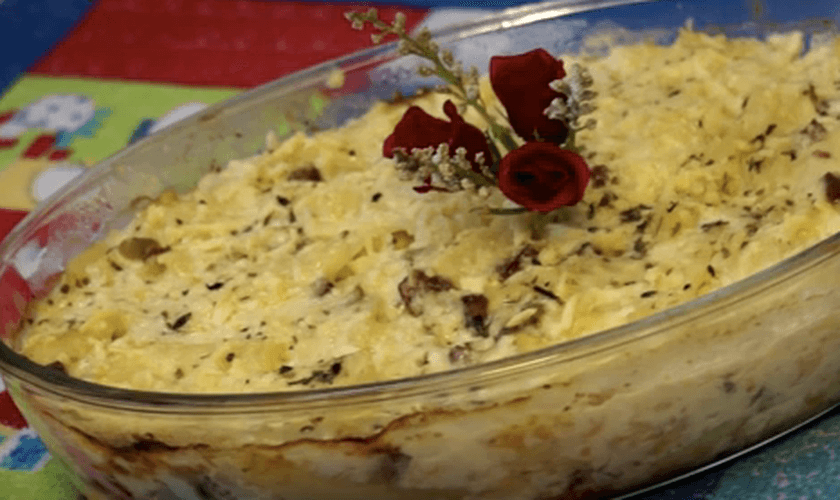 Macarrão cremoso de forno