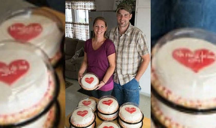 Melissa e Aaron Klein decidiram enviar bolos a 10 organizações LGBT dos Estados Unidos. (Foto: Charisma News)