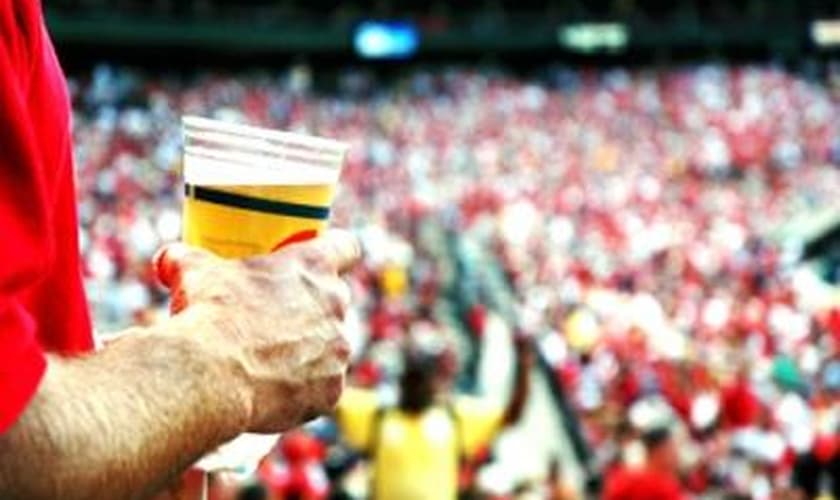 Bebida alcoólica no estádio
