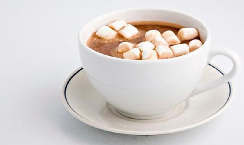 Café com marshmallow