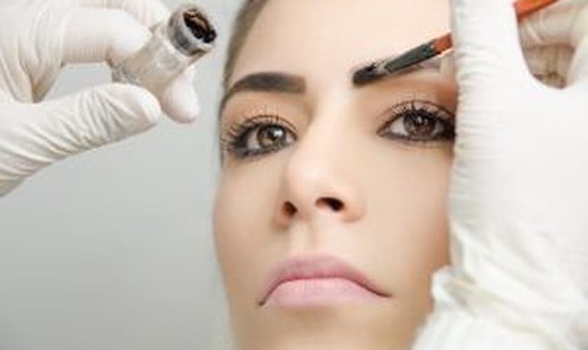 henna em sobrancelhas