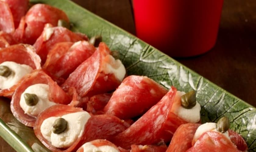 Enroladinho de Salame Italiano Seara e Creme de Limão