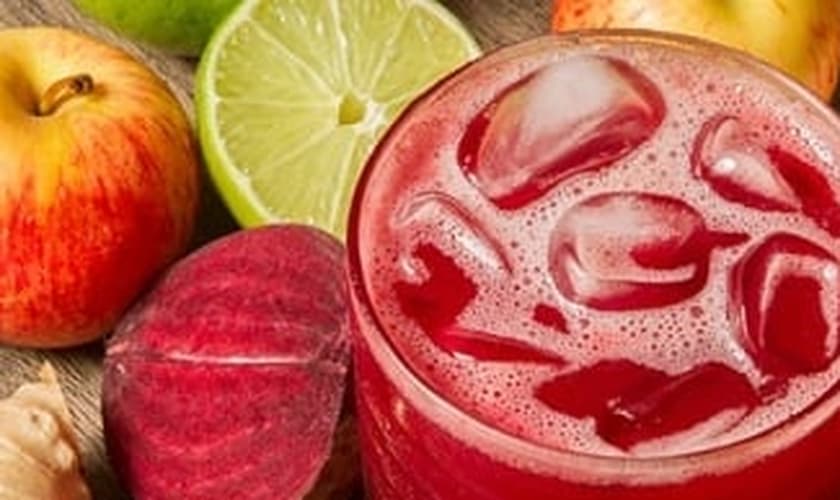 Suco de beterraba e gengibre anti-envelhecimento
