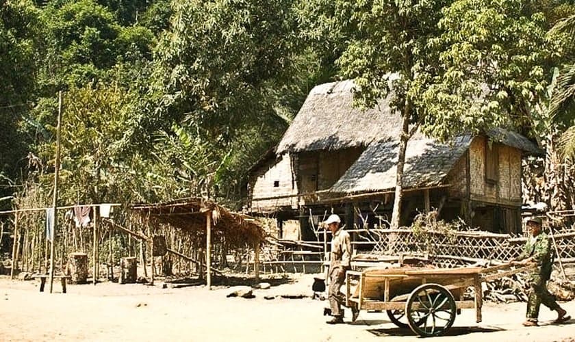 Aldeia no Laos