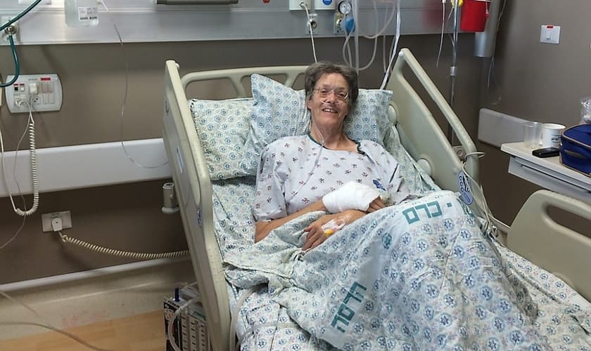 Marike Veldman é enfermeira e trabalhou em Israel, cuidando de crianças necessitadas - tanto judias como palestinas (Foto: Alfred Muller)