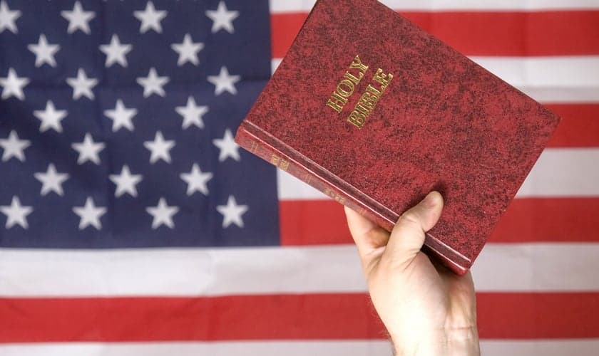 Os norte-americanos estão se tornando menos religiosos e aceitando, cada vez mais, a homossexualidade. (Foto: Reprodução/ Lloyd Stebbins)