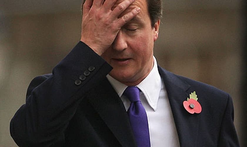 Primeiro-ministro do Reino Unido, David Cameron lançou uma proposta para o parlamento britânico, que visa aprovar o ingresso das forças britânicas nos ataques ao Estado Islâmico, na Síria.