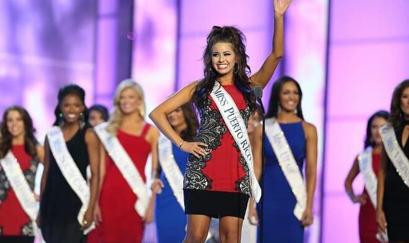 Destiny Velez, foi suspensa depois de publicar longas críticas ao islamismo em sua conta no Twitter. (Foto: Reprodução/ Maguzz)