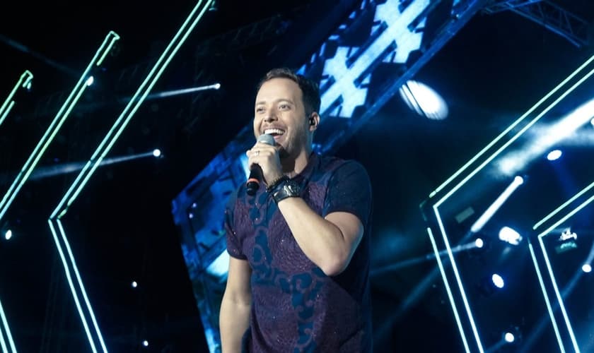 Pastor André Valadão durante gravação do CD e DVD Crer para Ver em Cabo de Santo Agostinho (PE). Foto: reprodução.