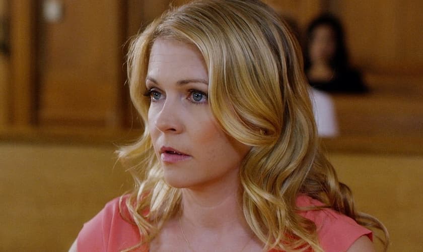 Melissa Joan Hart é a professora cristã Grace em Deus Não Está Morto 2. (Foto: Divulgação).