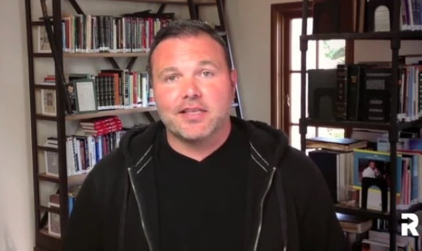 O pastor anunciou sua intenção de começar uma nova igreja no Arizona há um mês. (Foto: Reprodução).