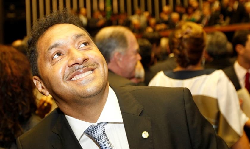 José Everardo, conhecido como Tiririca é deputado federal pelo PR - SP. 