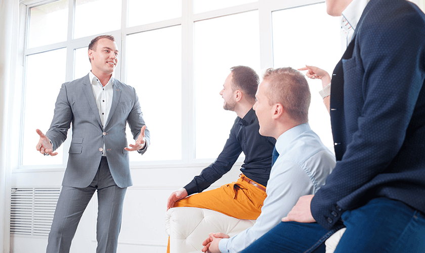 A realização vincula-se à capacidade de transformar situações. O sucesso de um líder é medido por sua busca de prioridades para o grupo. (Imagem: Divulgação)