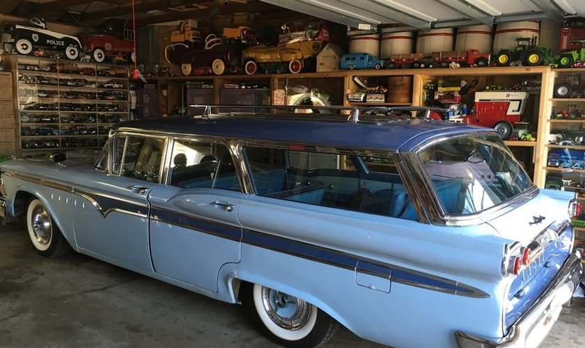 Garagem da casa que o funcionário Dennis Erickson doou em testamento para sua igreja, em Minesota. (Foto: Lisa Lundstrom / Celebration Church)