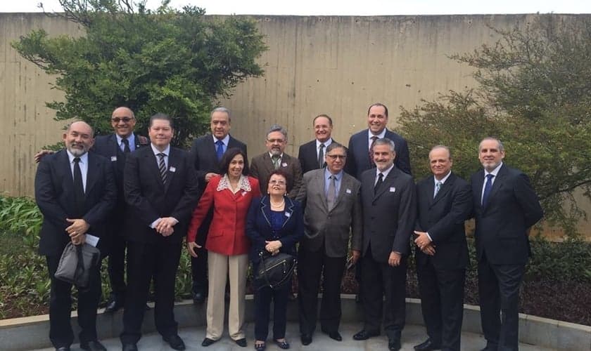 Líderes de diversas igrejas brasileiras formam o Conselho Apostólico Brasileiro (CAB). (Foto: Reprodução/Facebook/CAB)