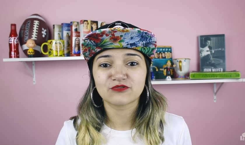 "Vamos mostrar para as pessoas que ser cristão é legal", disse Gabriela. (Foto: Reprodução/YouTube).