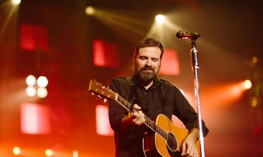 Mac teve um real encontro com Deus em seu último ano do ensino médio. (Foto: Divulgação).