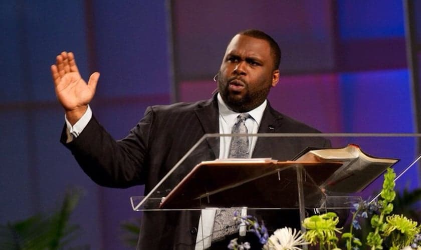 A ação de Walsh está no meio de uma batalha legal contra a cidade. (Foto: Reprodução/Facebook).