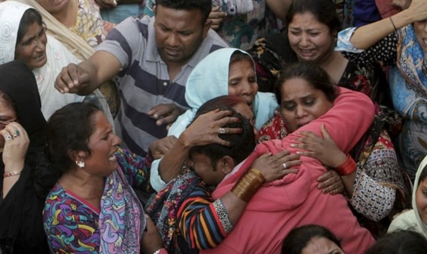 O exército com o qual o marido de Mushtaq serve não ofereceu muita proteção para sua família. (Foto: Reprodução).