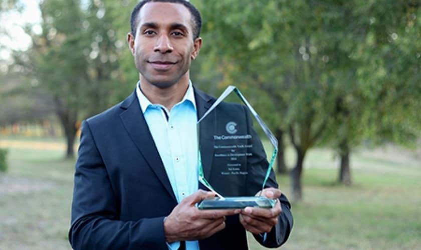 “É um grande privilégio receber este reconhecimento da Secretaria da Commonwealth”, afirmou Kama. (Foto: ASN).