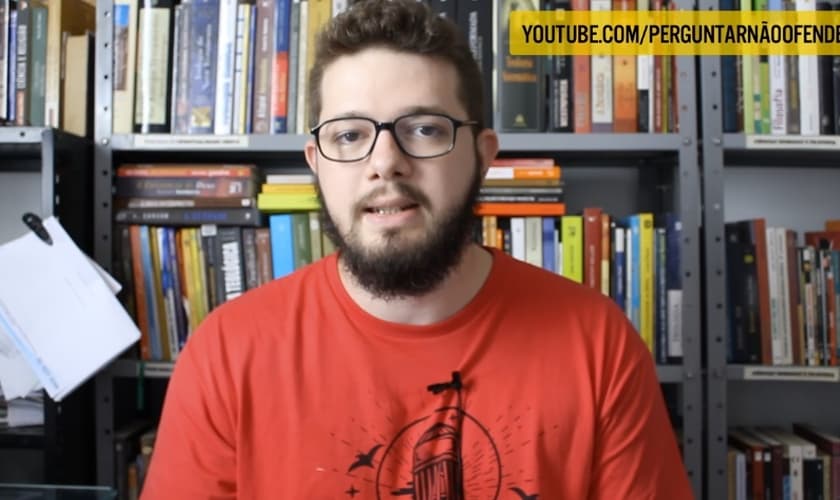 “Talvez o cerne da questão esteja na inabilidade de responder questões centrais", afirma Pedro. (Foto: Reprodução/YouTube).