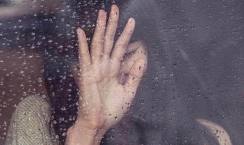 Em tempos difíceis de nossas vidas, todos nós precisamos saber que Deus pode se relacionar com a nossa dor. (Foto: Pixabay)