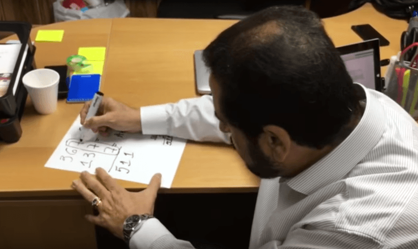 A teoria do pastor foi apresentada nas redes sociais pelo blogueiro Luís Miranda, um brasileiro que vive nos Estados Unidos. (Foto: Reprodução/Youtube)