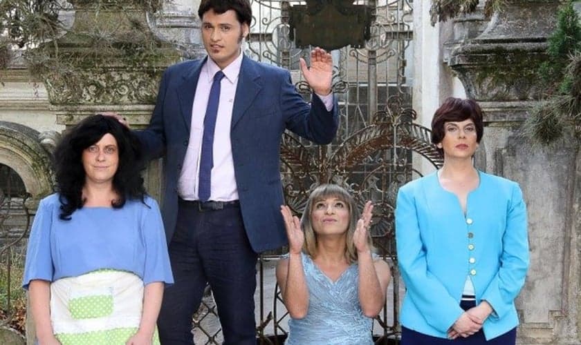 A peça “Porno Gospel” satiriza as relações entre religião, política e sexo no Brasil. (Foto: Divulgação)