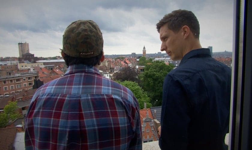 "Sebastian" conversa com repórter do programa 'VictoriaLive', da BBC. (Foto: VictoriaLive)