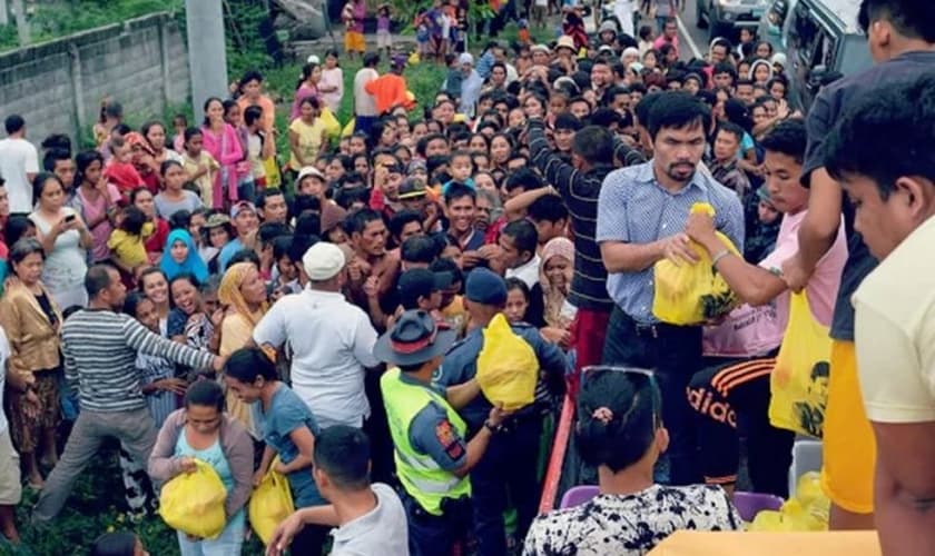 Ele também está construindo um ginásio de boxe onde os jovens poderão treinar. (Foto: Instagram/Manny Pacquiao).