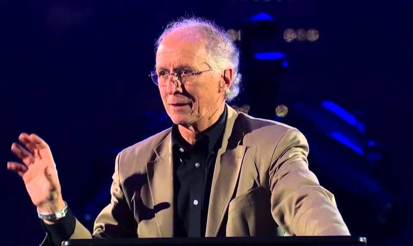 John Piper exerceu seu ministério pastoral na Bethlehem Baptist Church, em Minneapolis (EUA). (Foto: Reprodução)