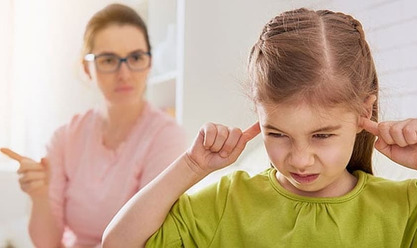 O pastor afirma que o Estado não pode educar os filhos e que esse é um dever exclusivo dos pais. (Foto: Reprodução).