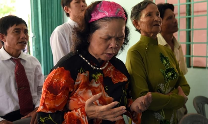 Esther disse que quando o comunismo chegou em seu país, afetou consideravelmente a questão da liberdade religiosa. (Foto: Portas Abertas).