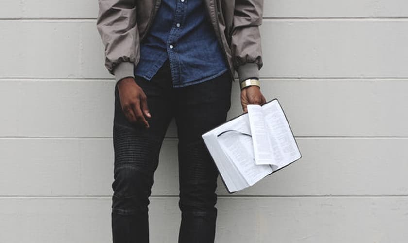 Apenas 30% dos cristãos interpreta o mundo segundo os princípios da Bíblia. (Foto: Reprodução)