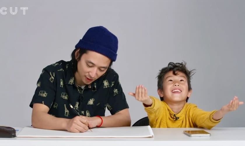 Crianças descreveram a imagem que elas têm sobre Deus para um ilustrador. (Foto: Reprodução/YouTube)