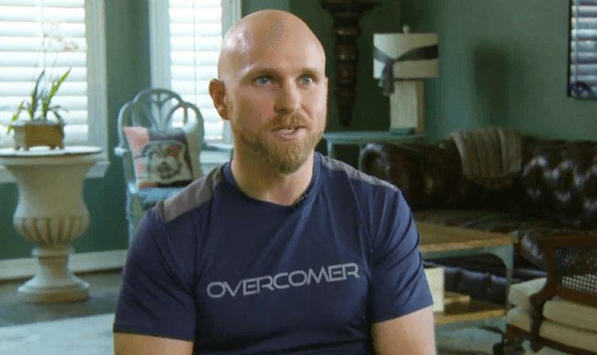 Grant Clinton sofreu um AVC com uma taxa de letalidade de 50%. (Foto: Reprodução/CBN News)