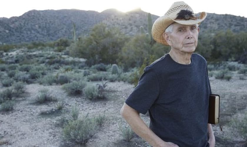 Walt Heyer mudou de sexo e se tornou Laura Jensen, mas voltou à origem após oito anos. (Foto: Steve Craft)