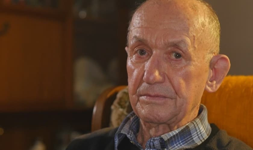 Theodor se juntou ao movimento de resistência para lutar contra a Alemanha, mas acabou se encontrando em campos de refugiados na Itália. (Foto: Reprodução).