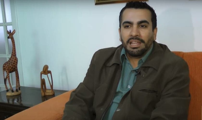 Roberto Fernandes. (Imagem: Youtube)