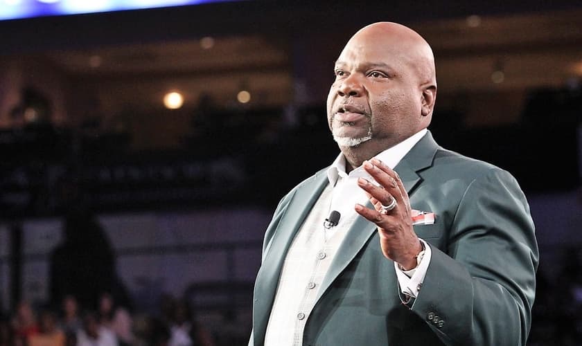 Bispo TD Jakes é líder da Igreja Potter's House. (Foto: Huffington Post)