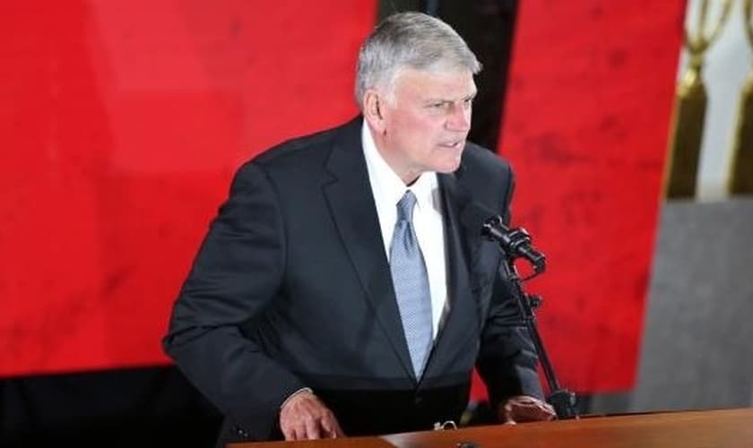 Pastor Franklin Graham é diretor da Associação Evangelística Billy Graham e da Organização missionária 'Bolsa do Samaritano'. (Foto: CBN News)