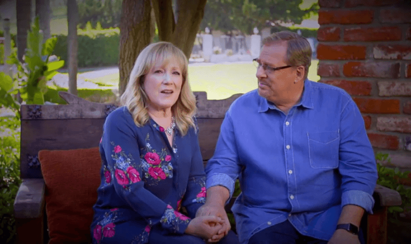 Kay (esquerda) e Rick Warren (direita) são líderes da Igreja Saddleback, na Califórnia. (Foto: Christian Today)