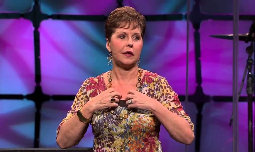 Joyce Meyer é uma pastora e escritora de best-sellers como "Campo de Batalha da Mente". (Foto: Reprodução).