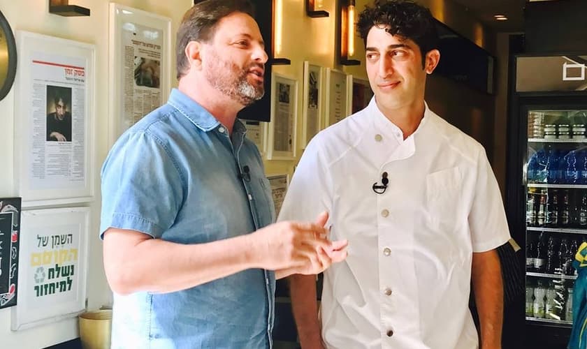 Ron Cantor testemunhou a cura de funcionários em um hotel de Jerusalém. (Foto: Reprodução/Facebook)