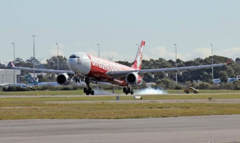 O Airbus A330 sofreu fortes abalos após um problema técnico neste domingo (25). (Foto: Reprodução)