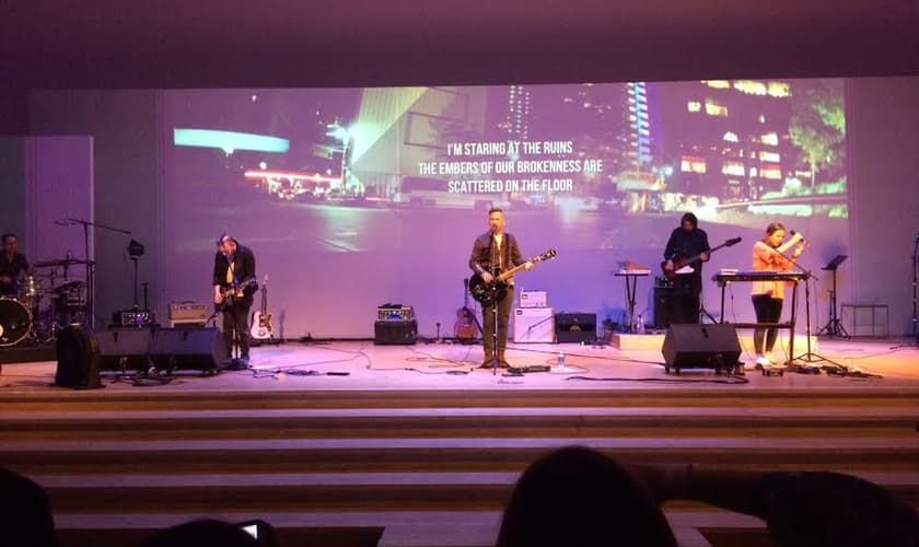 Martin Smith durante o encontro Som do Reino, em São Paulo. (Foto: Guiame/Mariana Ebenau)