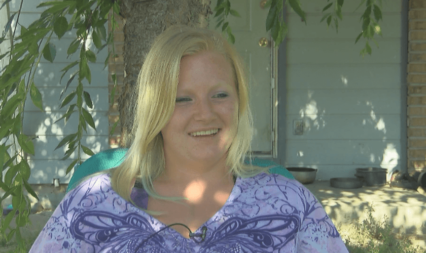 Kaylean Johnson ficou sozinha na mata por oito dias sem comida ou abrigo. (Foto: KOMO News)