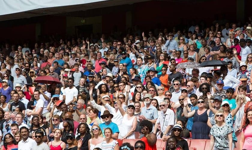 Maior cruzada desde Billy Graham atrai milhares de pessoas à Cristo. (Foto: Divulgação/Just One)