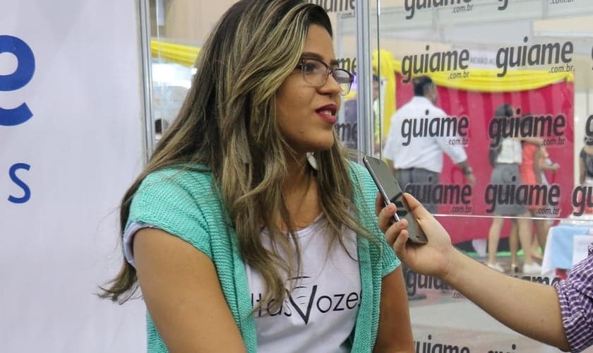 Laura Sampaio em entrevista para o Portal Guiame. (Foto: Guiame/Marcos Paulo Corrêa).